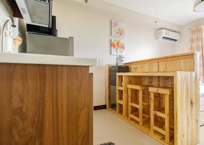 10th Floor Flat In Lapu-lapu Near Mactan Airport Apartment *
